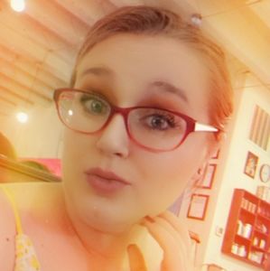 ✌❤😊Meet your Posher, Kyra